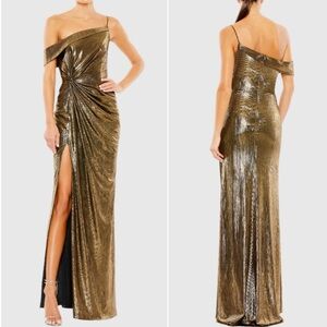 Mac Duggal Metallic Off The Shoulder Gown Size 2